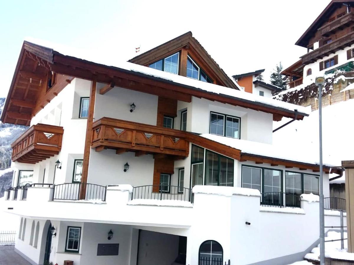 Modern Apartment In Hochgallmigg With Balcony Exteriör bild